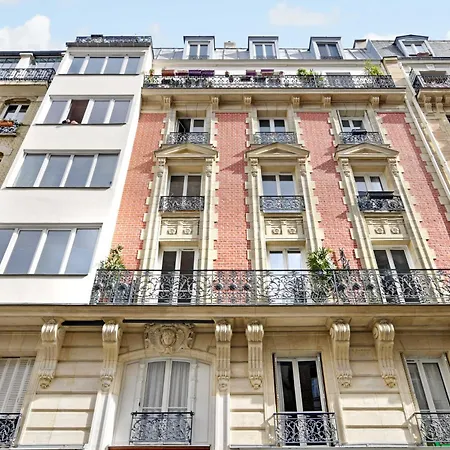 Apartment Spacious With 2 Paris